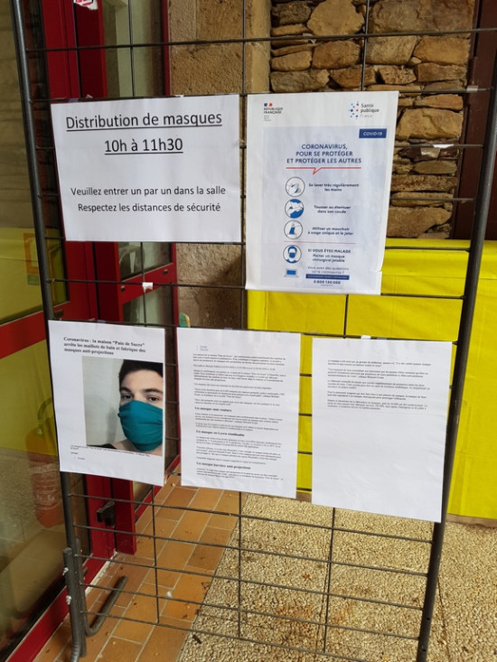 Distribution de masques gratuit à Laguépie Mai 2020